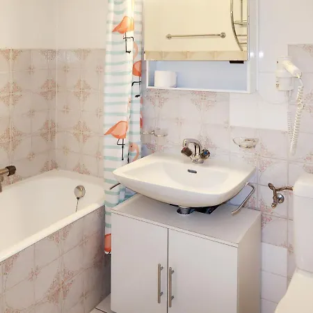 Velan-24 By Interhome